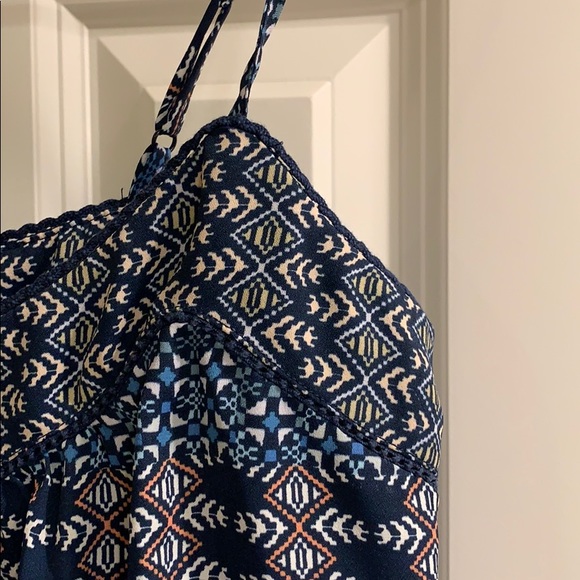 Jessica Simpson multi colored top😍 - Picture 4 of 5